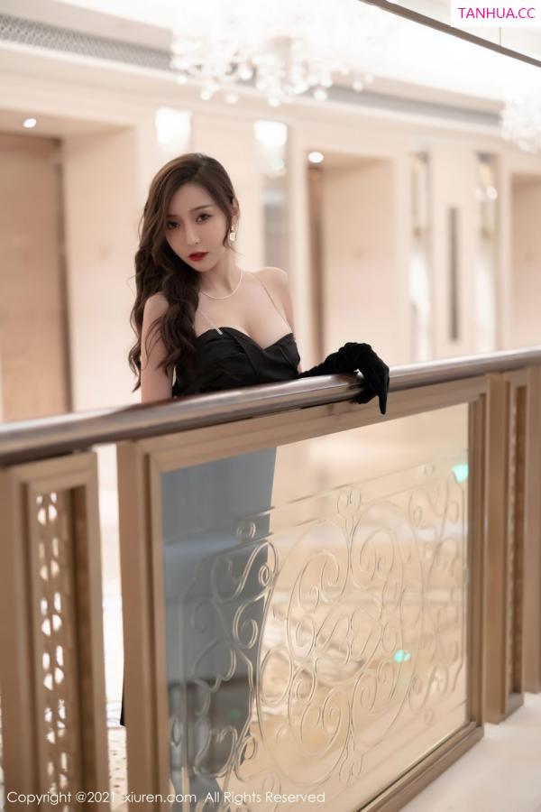王馨瑶  [XiuRen]高清写真图 2021.10.22 No.4101 王馨瑶yanni第14张图片